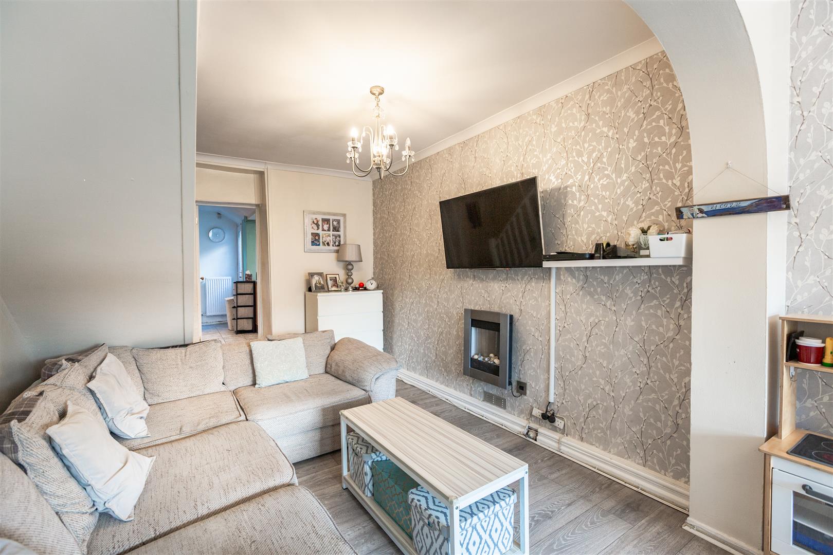 Carmarthen Road, Cwmdu, Swansea, SA5 8JX